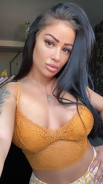 Full leaked Monicasuarez private photo
