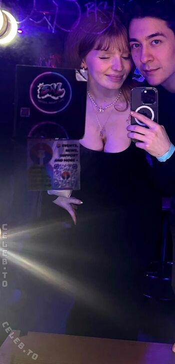 Full leaked Monominji private photo