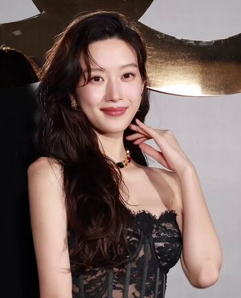 Moon Ga Young