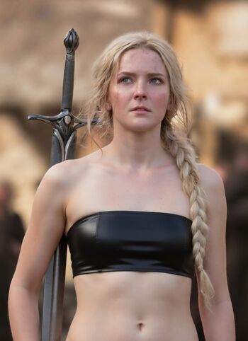 Full leaked Morfydd clark private photo