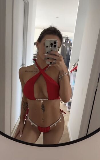 Full leaked Morgane lvrn page private photo