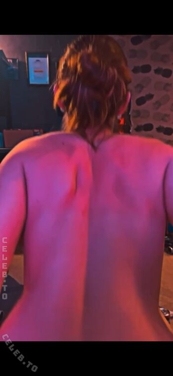 Full leaked Mrandmrssavage private photo