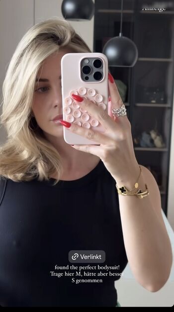 Full leaked Mrs bella private photo