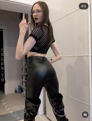 Full leaked Mrs crazy page private photo