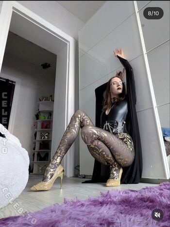 Full leaked Mrs crazy page private photo