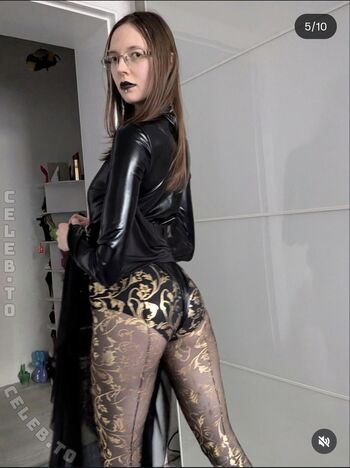 Full leaked Mrs crazy page private photo