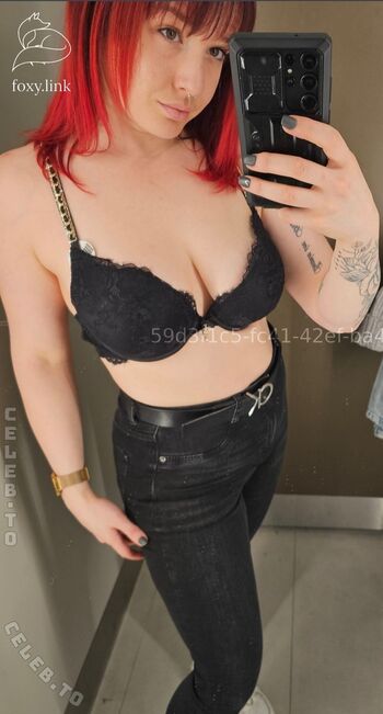 Full leaked Mrs mk private photo