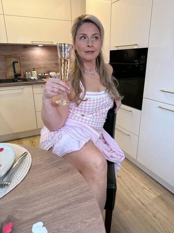 Full leaked Mrs williams private photo