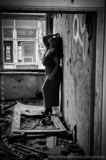 Full leaked Ms curvylicous page private photo