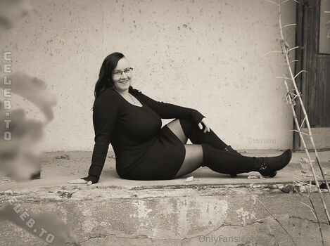 Full leaked Ms curvylicous private photo