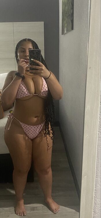 Full leaked Msbigcake private photo