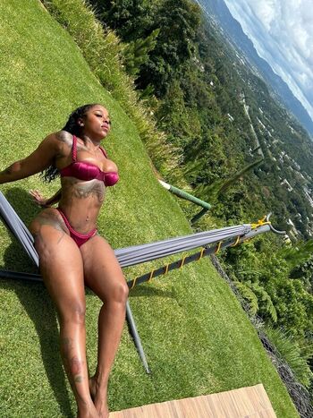 Full leaked Mslolaqueen private photo