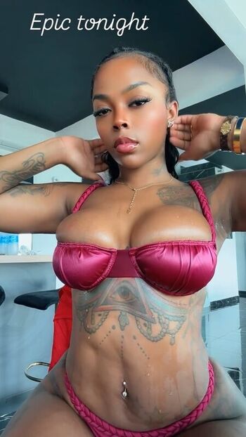Full leaked Mslolaqueen private photo