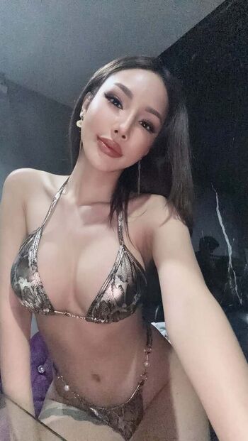 Full leaked Mukchaaliinee private photo