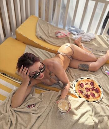 Full leaked Mukemmelnesli private photo