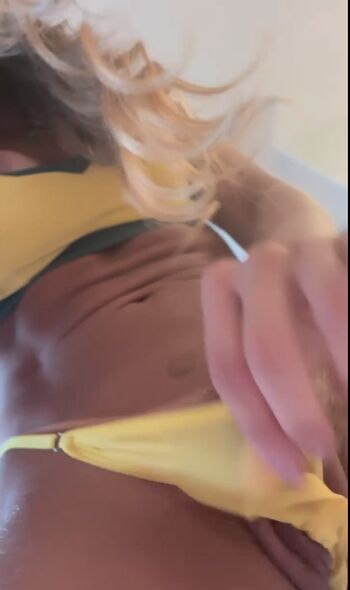 Full leaked Mulher melao private photo