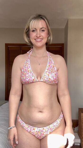 Full leaked Mummysflippinhouse private photo