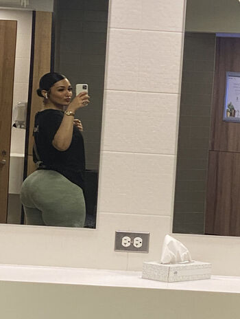 Full leaked Muscle fat girls private photo