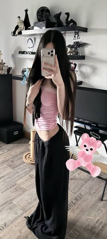 Full leaked Mxis private photo