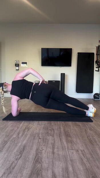 Full leaked Mya lesnar private photo