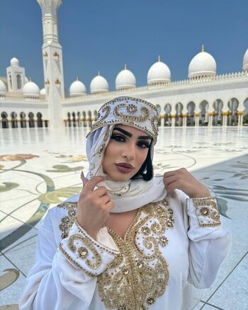 Full leaked Nadia khar private photo