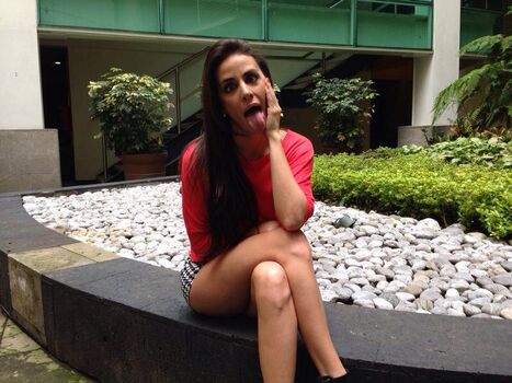 Full leaked Nahima choura private photo