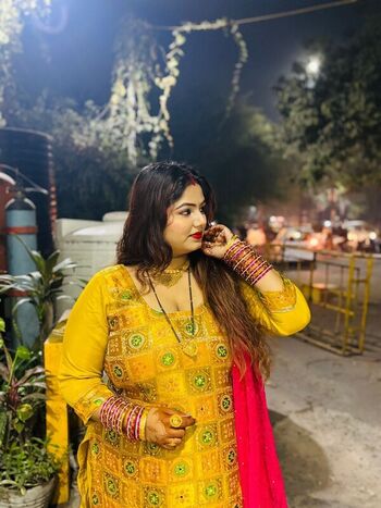 Full leaked Naina singh private photo