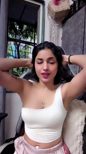 Full leaked Naina private photo
