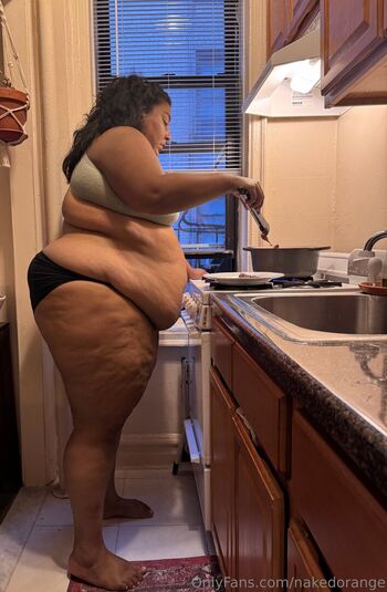 nakedorange