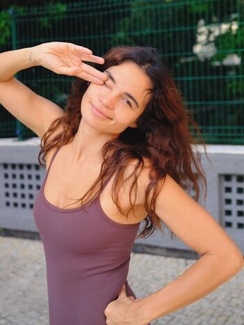 Nanda Costa