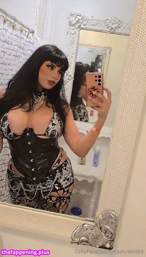 Nastydoll69