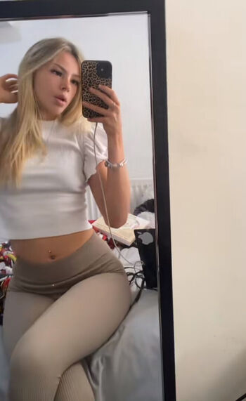 Full leaked Natasha white private photo