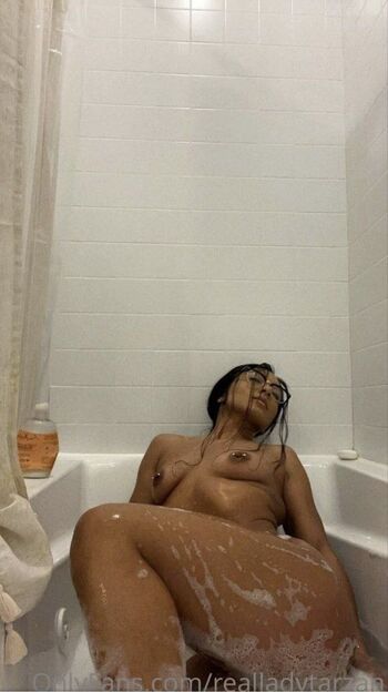 Full leaked Naturebooty private photo