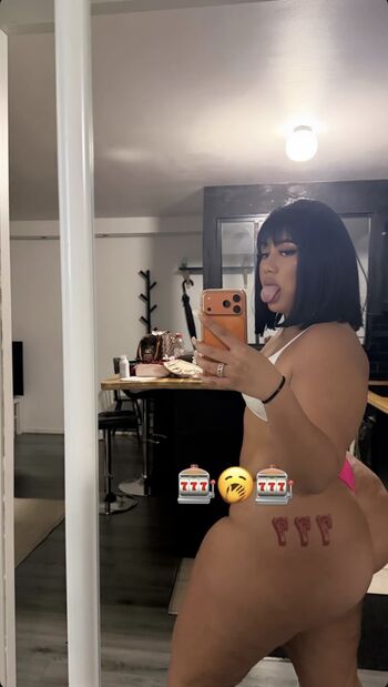 Full leaked Nawelii private photo