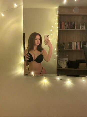 Full leaked Neave dare private photo