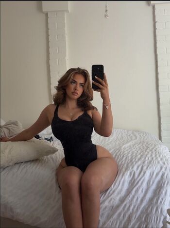 Full leaked Neave dare private photo