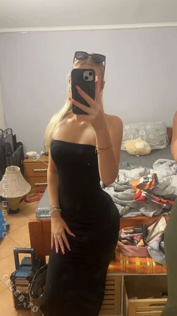 Full leaked Neele wf private photo
