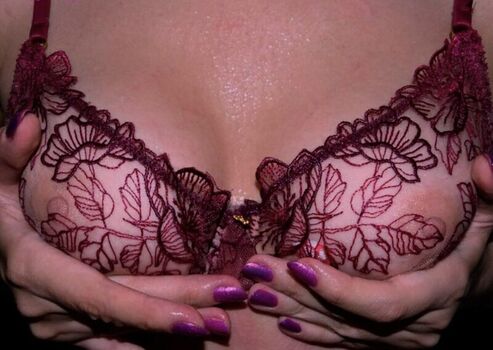 nelesha.x