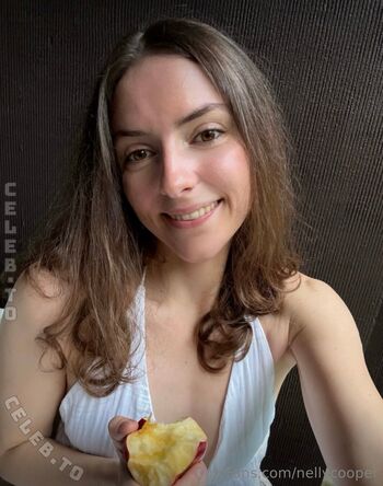 Full leaked Nellycooper private photo