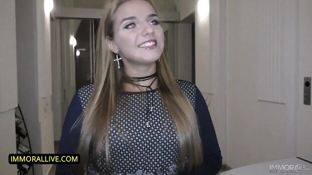 Full leaked Nenasmind private photo