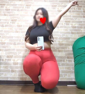 Nene_booty