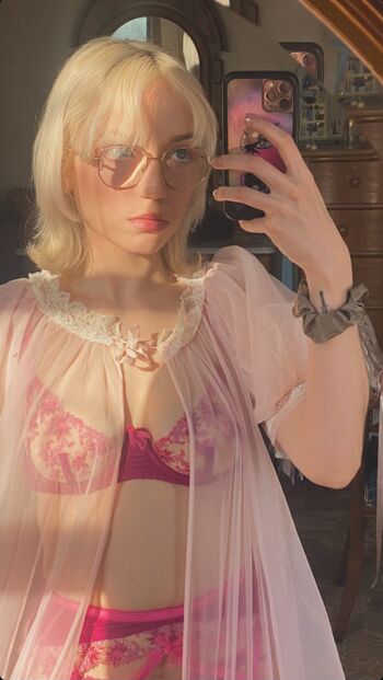 Full leaked Neoliberalhell private photo