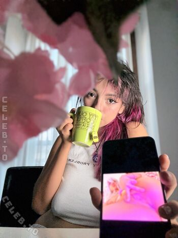 Full leaked Nerdy beila page private photo