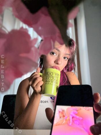 Full leaked Nerdy beila page private photo