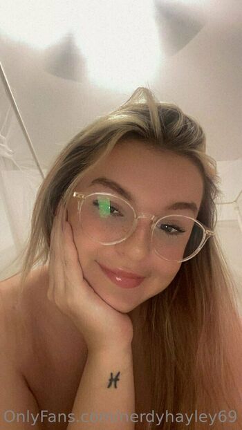 nerdyhayley69