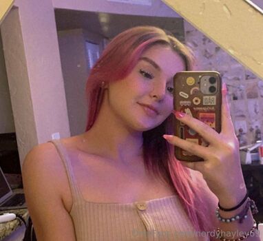 nerdyhayley69