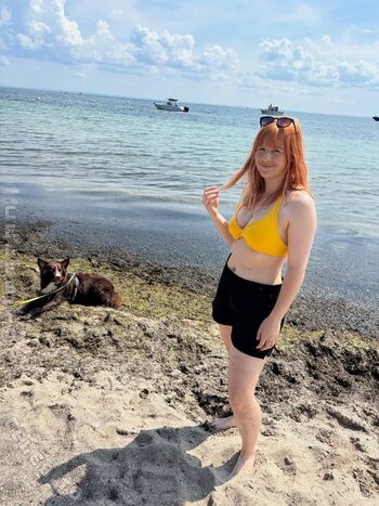 Full leaked Nerdynele private photo
