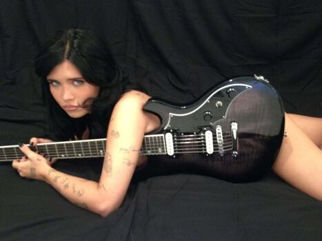 Full leaked Nessa barrett private photo