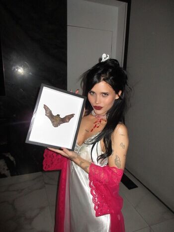 Full leaked Nessa barrett private photo