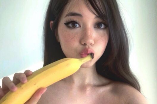 Full leaked Neutralhoneymilkers private photo